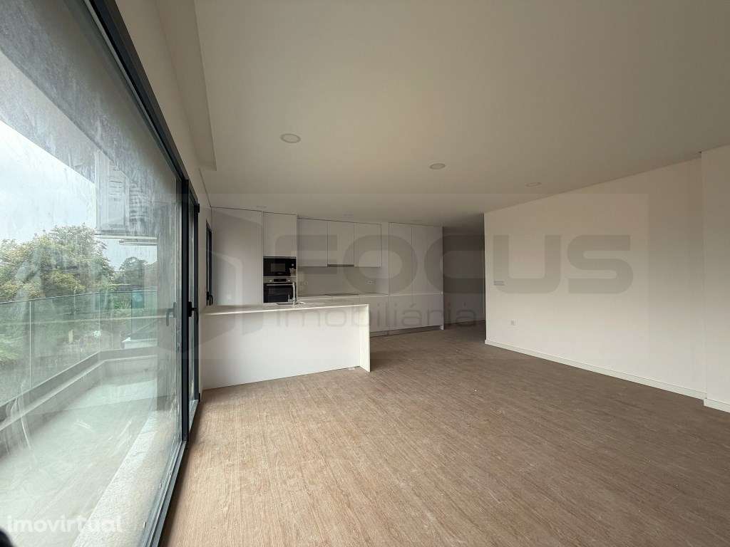 Novidade no mercado !!! Apartamento T2 com terraço- Aveiro / Esgueira - Grande imagem: 3/20