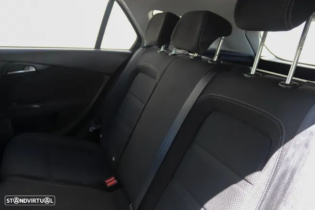 Fiat Tipo Station Wagon 1.3 M-Jet Lounge - 17