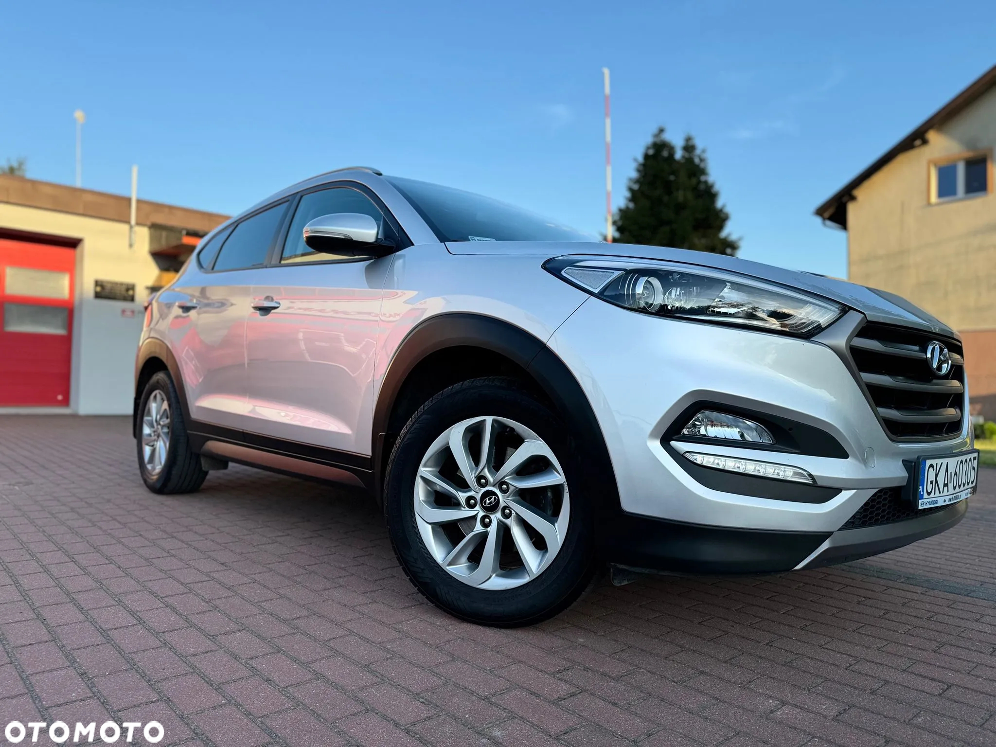 Hyundai Tucson 1.6 GDI BlueDrive Comfort 2WD - 11