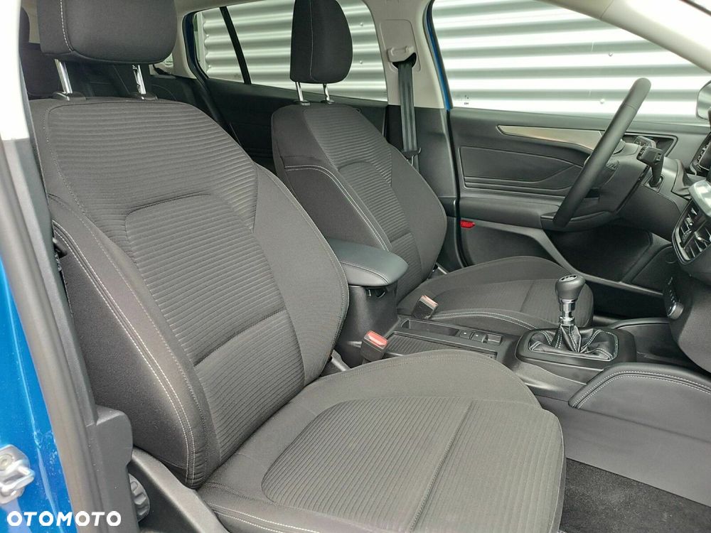 Ford Focus 1.0 EcoBoost Titanium X - 27