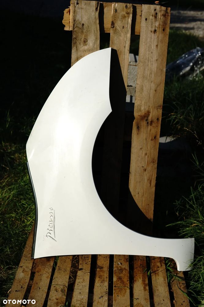 Błotnik przód przedni prawy Citroen C4 Picasso Lift EWPA