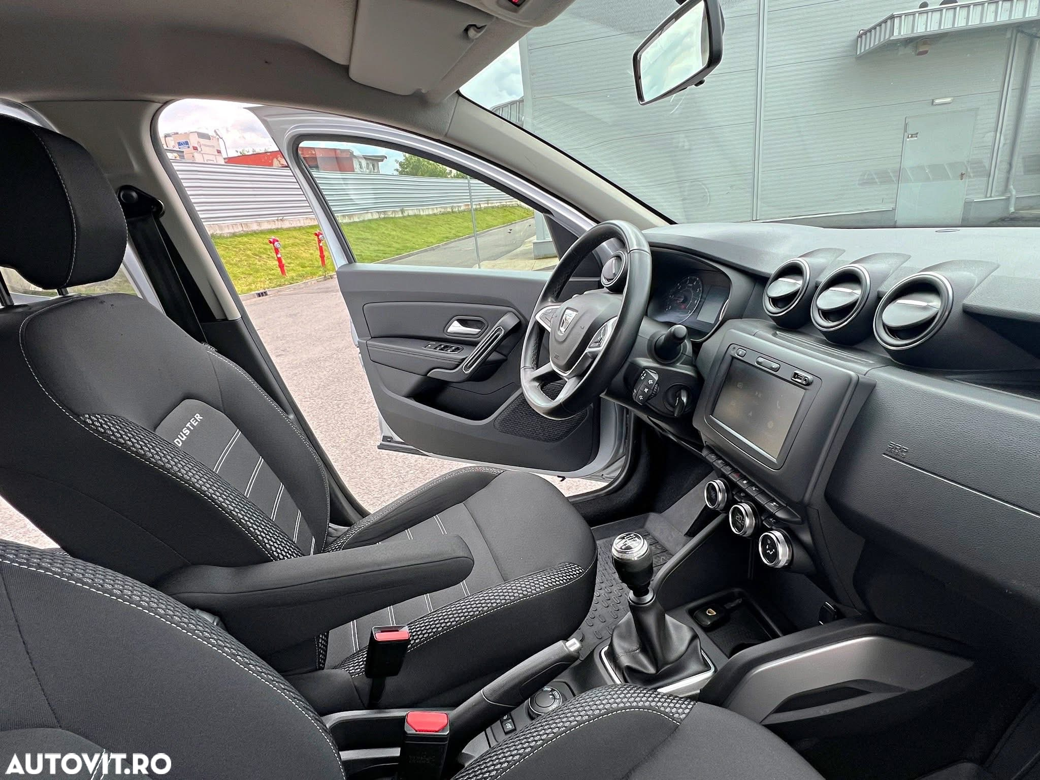 Dacia Duster 1.5 Blue dCi 4WD Prestige jante 17" - 10