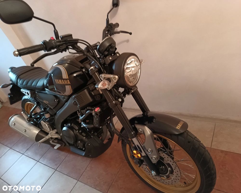 Yamaha XSR - 1