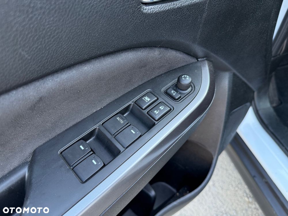 Suzuki Grand Vitara - 15