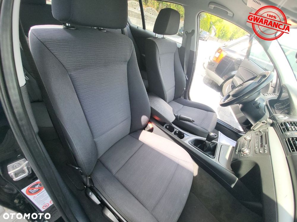 BMW Seria 1 - 32