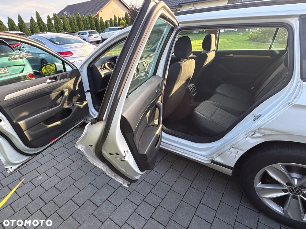 Volkswagen Passat 1.5 TSI OPF DSG Conceptline - 12