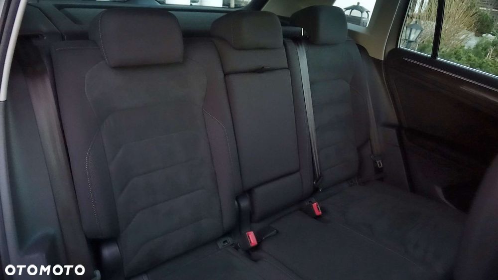 Volkswagen Tiguan - 31