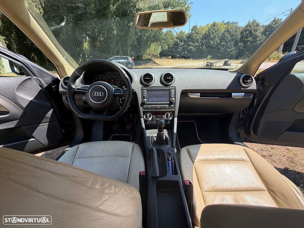 Audi A3 1.6 TDI DPF Attraction - 26