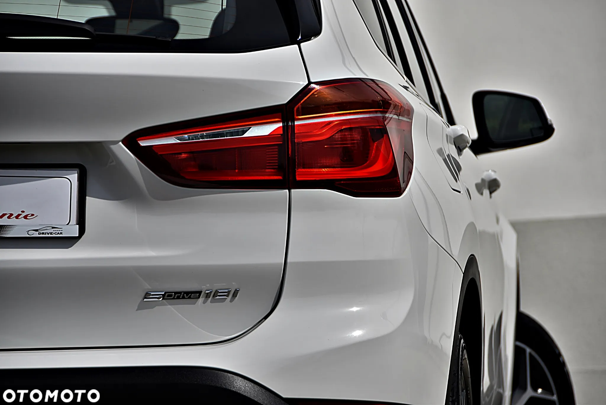 BMW X1 sDrive18i GPF xLine - 9