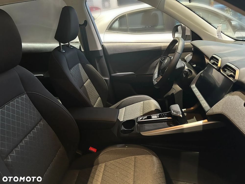 MG ZS Hybrid+ - 21