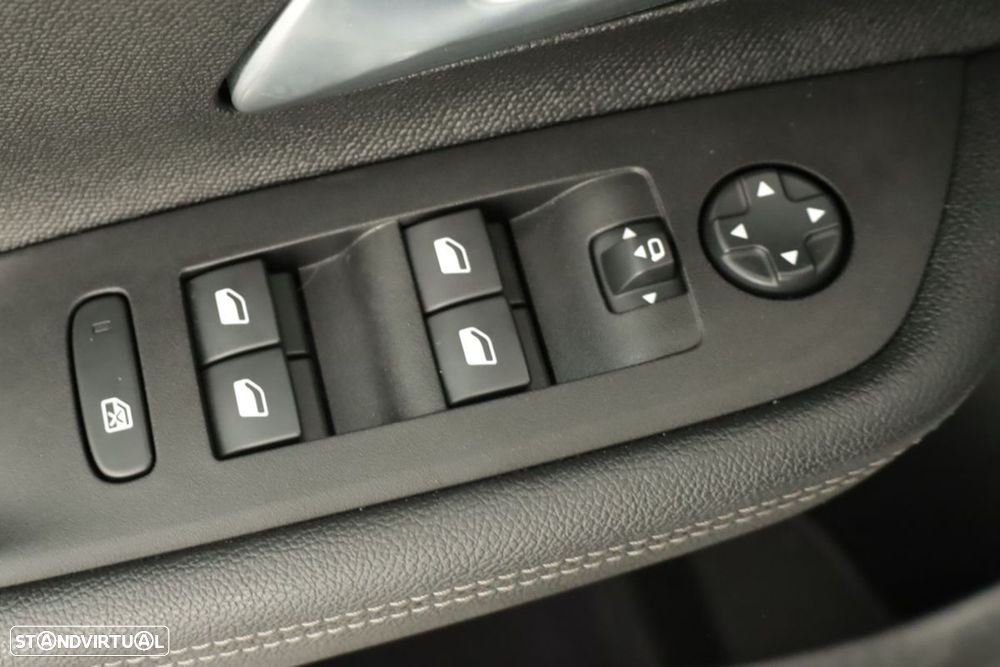 Opel Mokka 1.2 T Ultimate AT - 19