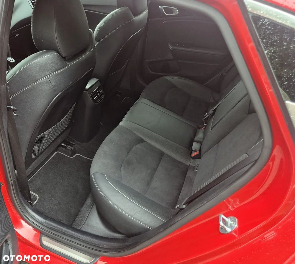Kia ProCeed 1.4 T-GDI GT Line - 28