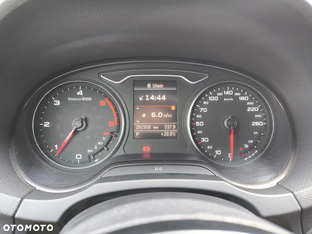Audi A3 Sportback 2.0 TDI S tronic S line Sportpaket - 22