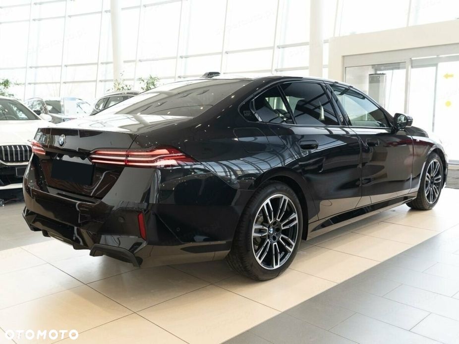BMW Seria 5 520d mHEV M Sport - 7