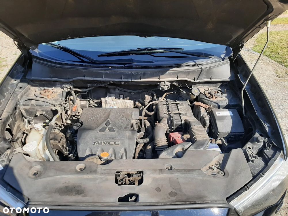 Mitsubishi ASX 1.6 Inform - 14