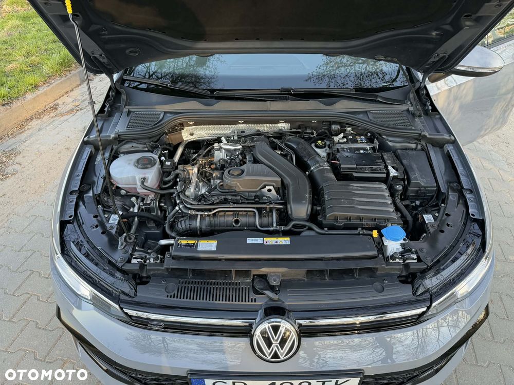 Volkswagen Golf 1.5 eTSI mHEV R-Line Plus DSG - 39