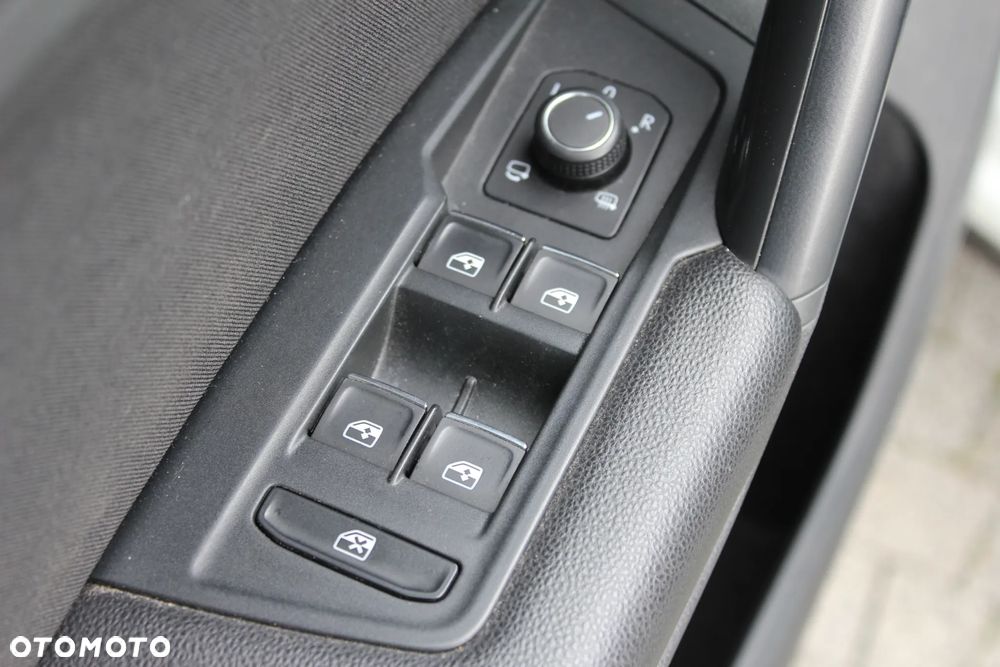 Volkswagen Tiguan 2.0 TDI Elegance DSG - 13