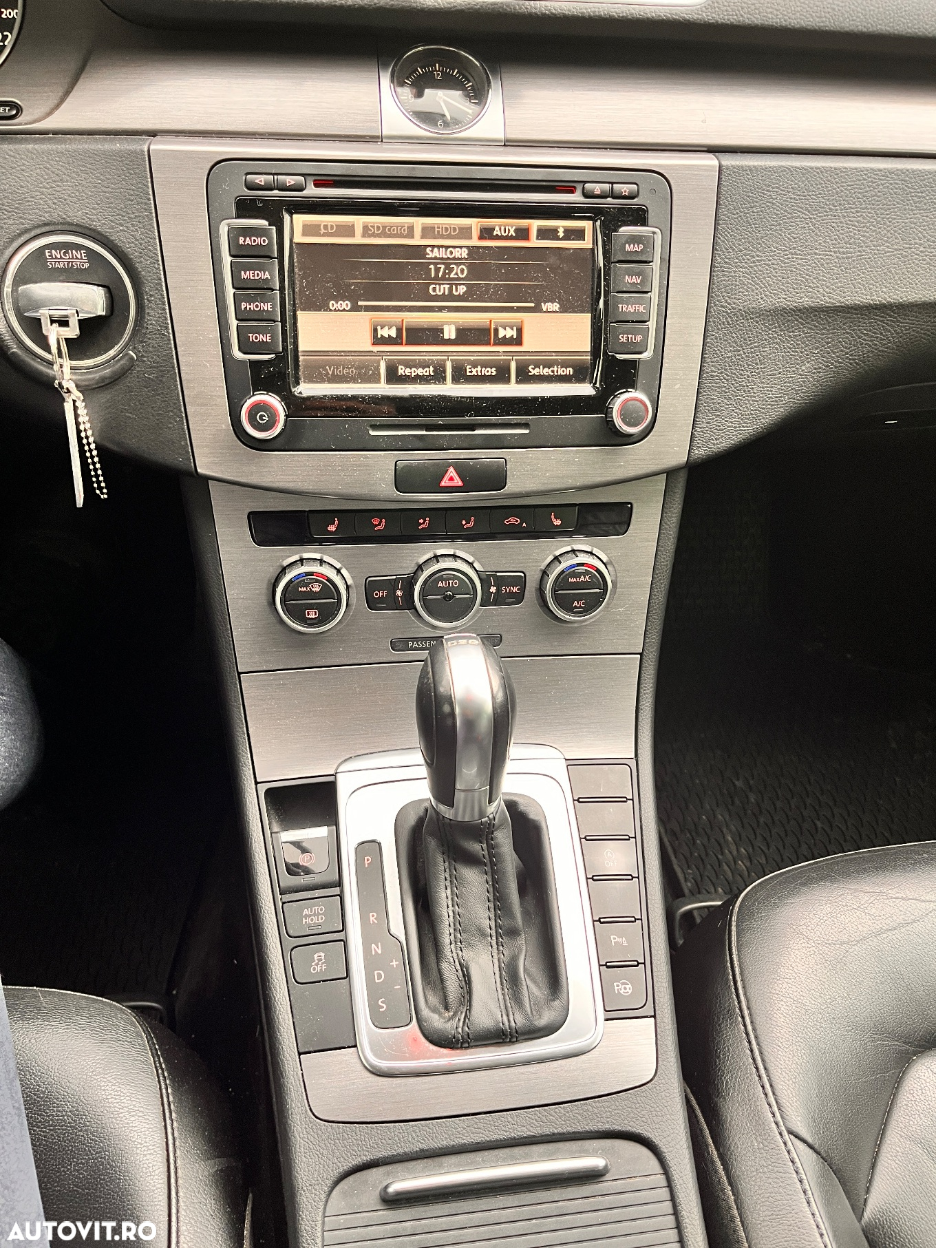 Volkswagen Passat Variant 2.0 TDI BlueMotion Technology DSG Comfortline - 8