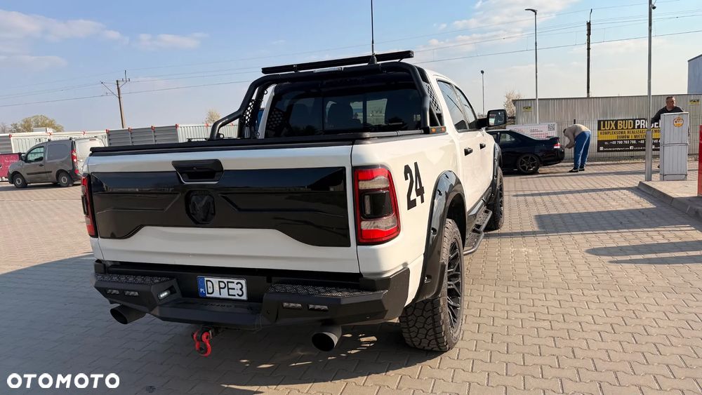 RAM 1500 Crew Cab Longhorn - 11