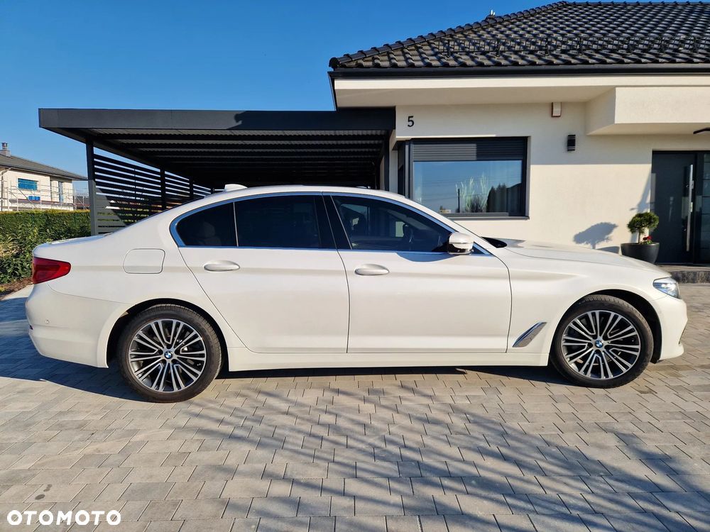 BMW Seria 5 530i Sport Line - 8