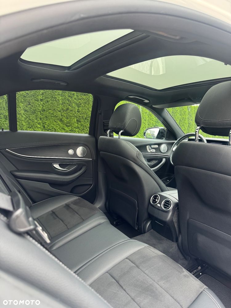 Mercedes-Benz Klasa E 400 d 4-Matic 9G-TRONIC - 14