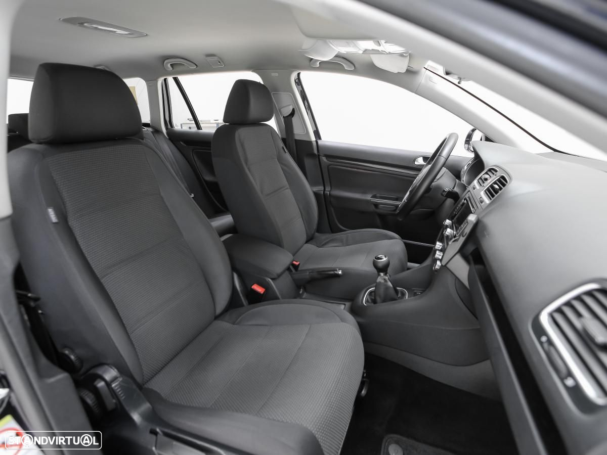 VW Golf Variant - 11