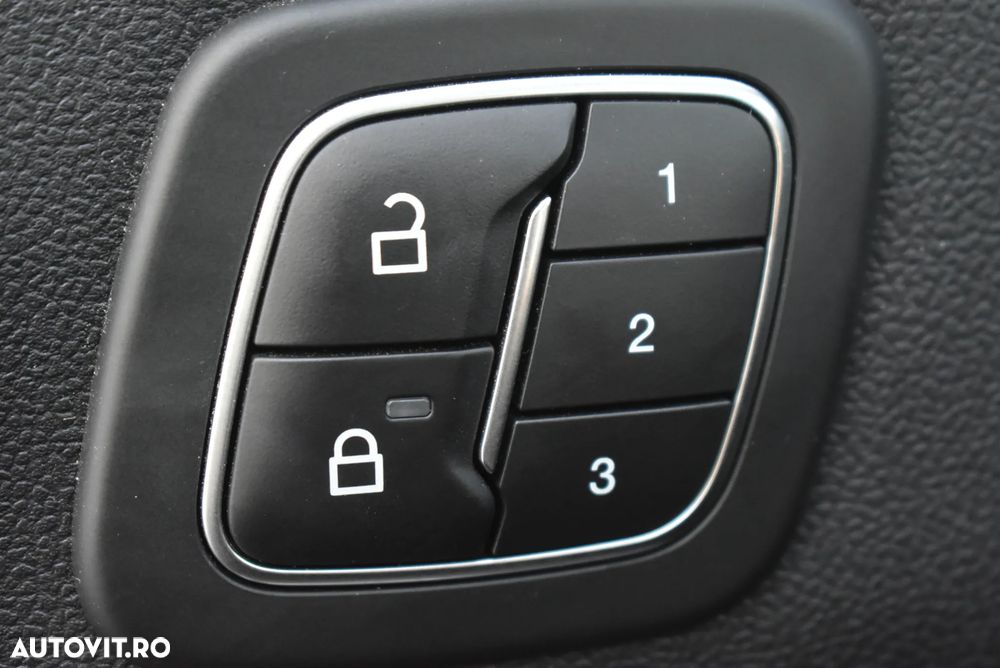 Ford Kuga 2.5 Duratec FHEV AWD Vignale - 16