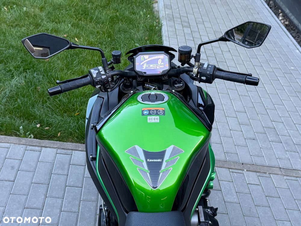 Kawasaki H2 - 16