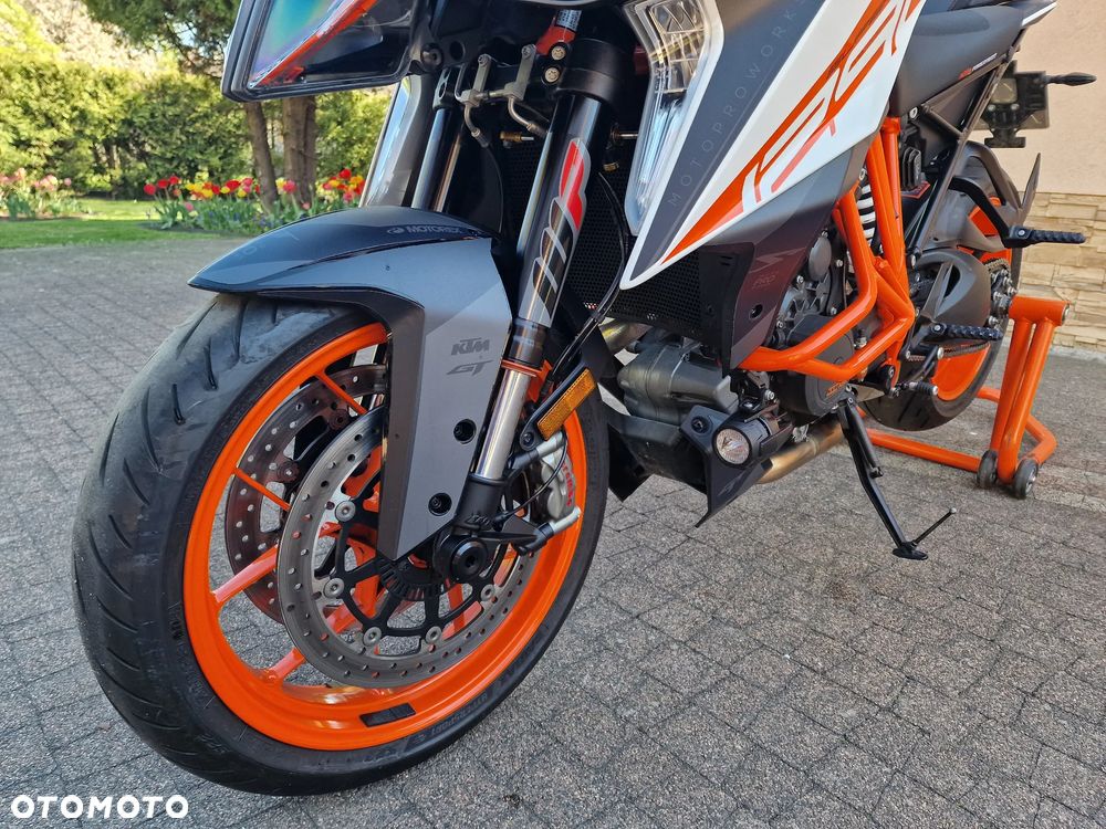 KTM Super Duke - 4