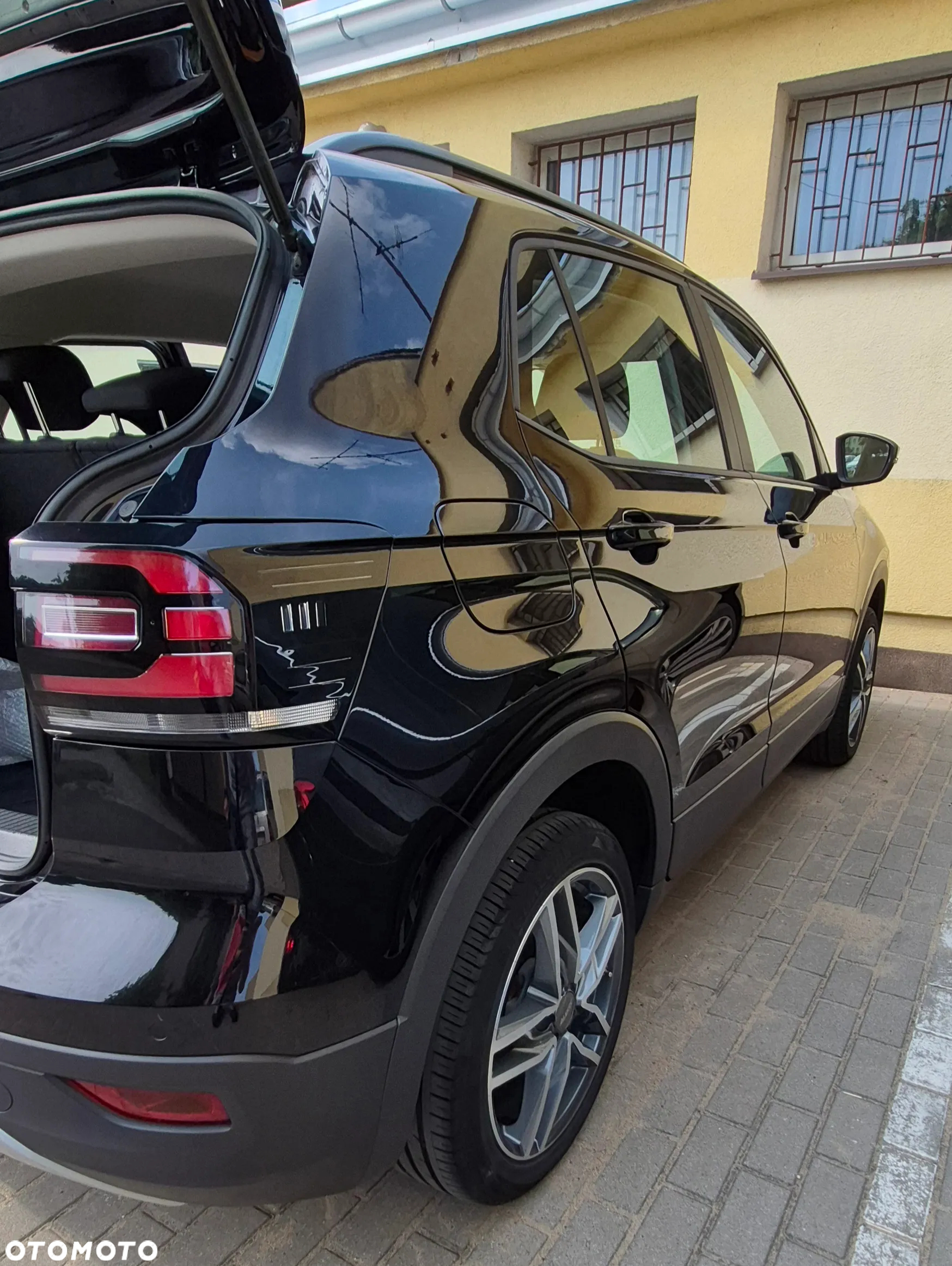 Volkswagen T-Cross 1.0 TSI Life - 32