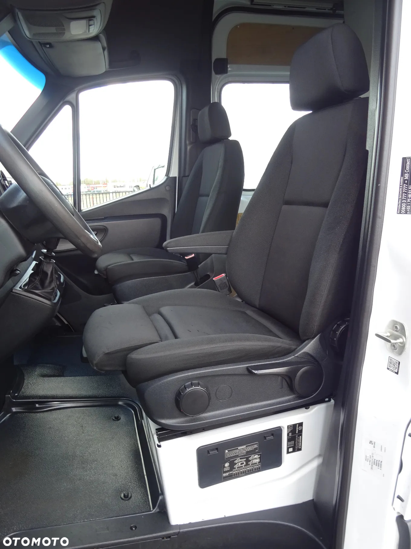 Mercedes-Benz Sprinter - 19