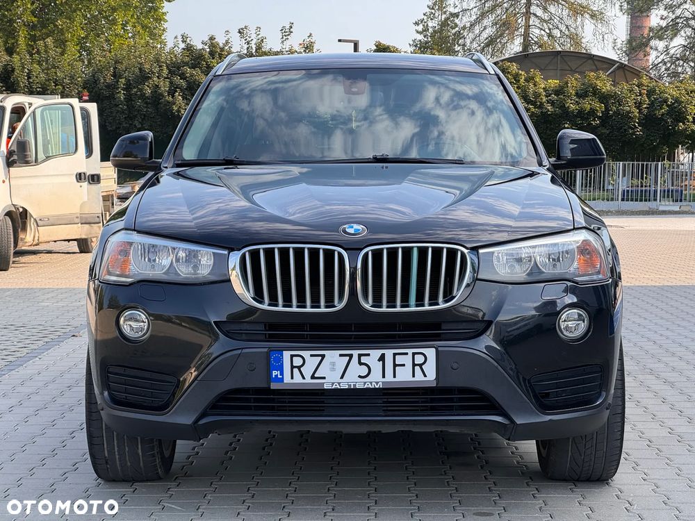 BMW X3 28i xDrive - 3