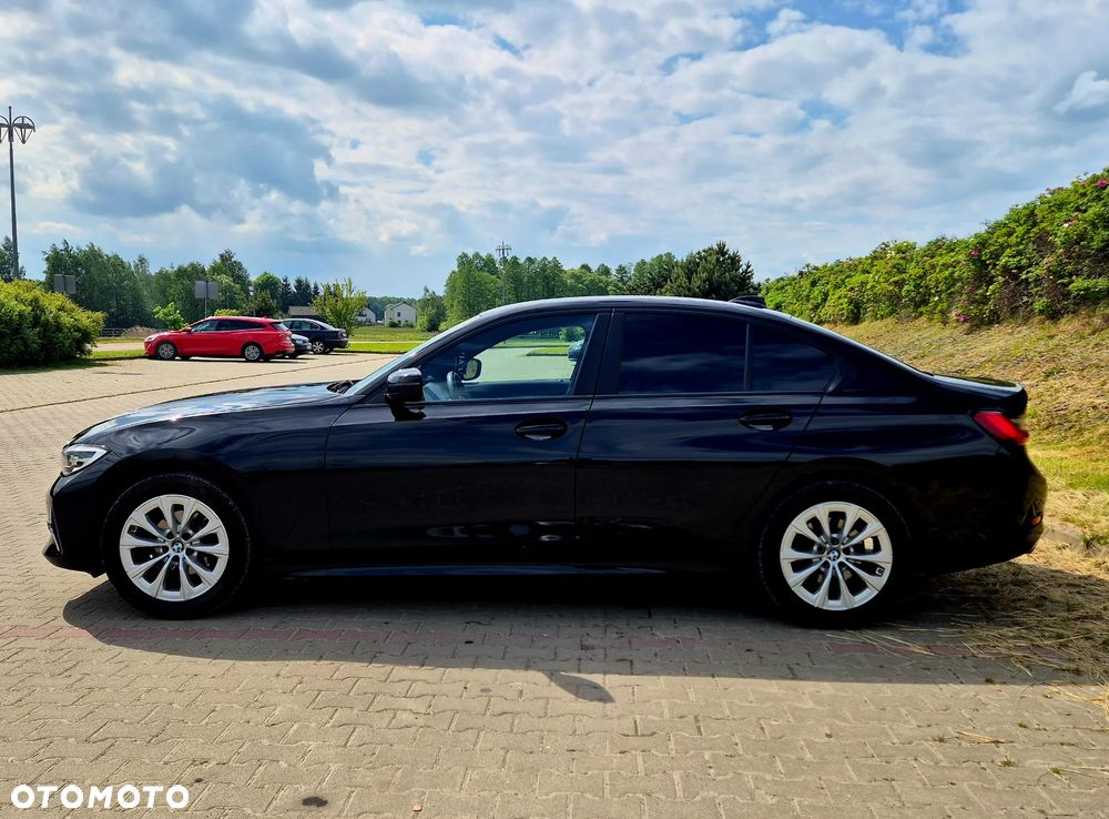 BMW Seria 3 318i - 6