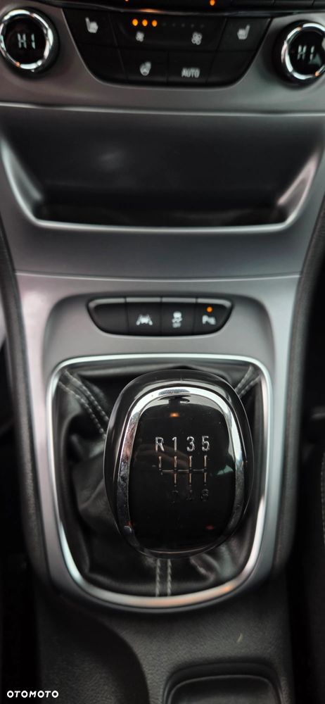 Opel Astra 1.4 Turbo Innovation - 23