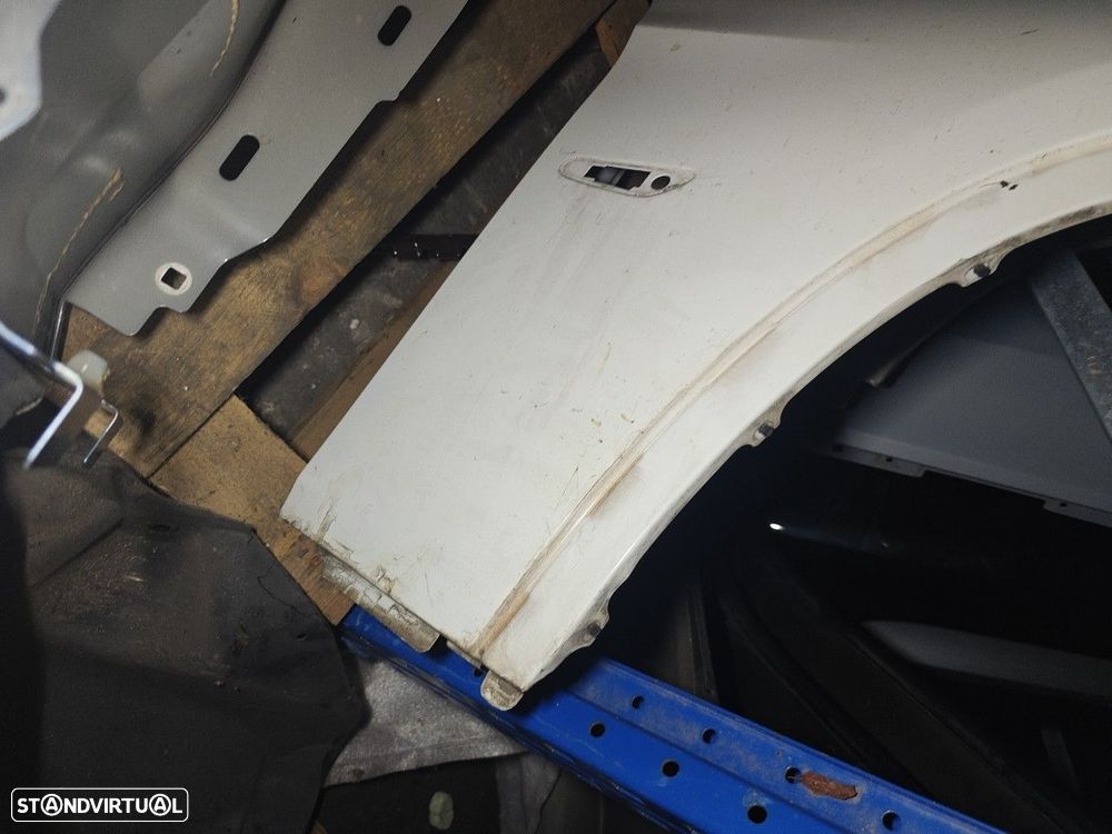Guarda Lamas Frente Direito Bmw X1 (E84) - 2