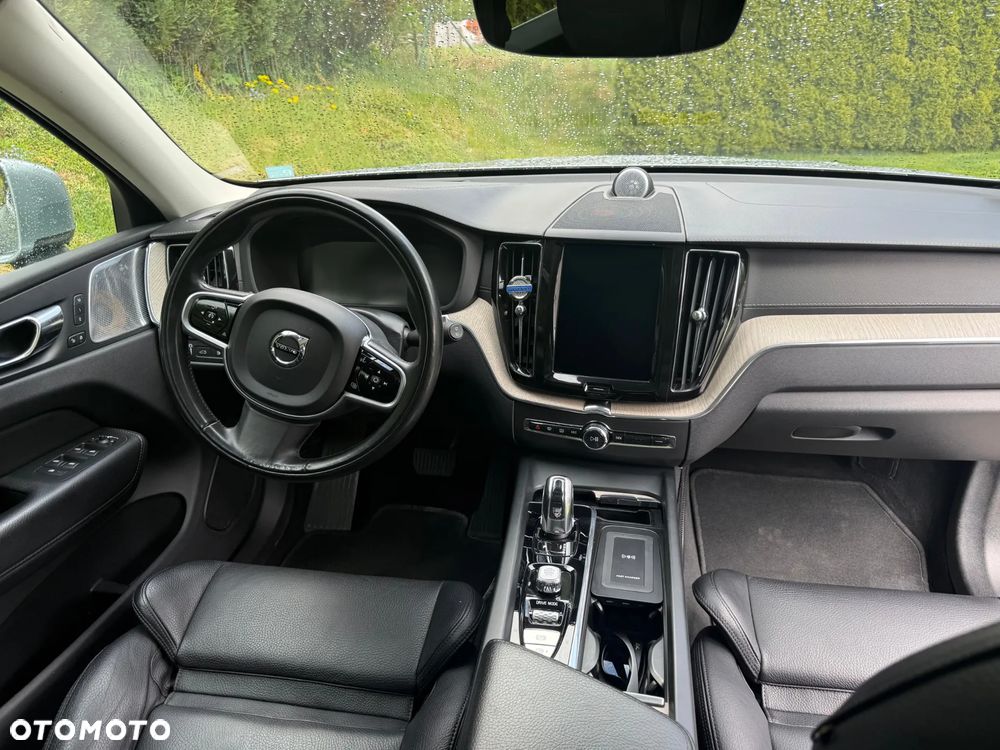 Volvo XC 60 T8 AWD Plug-In Hybrid Inscription - 6