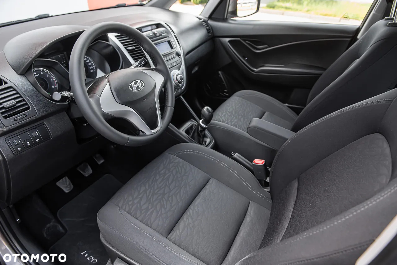 Hyundai ix20 - 15