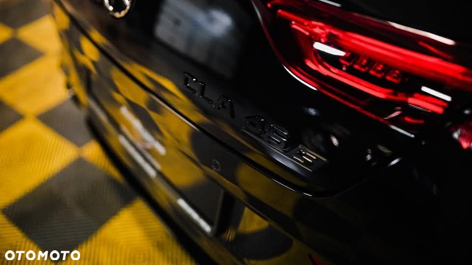Mercedes-Benz CLA - 18