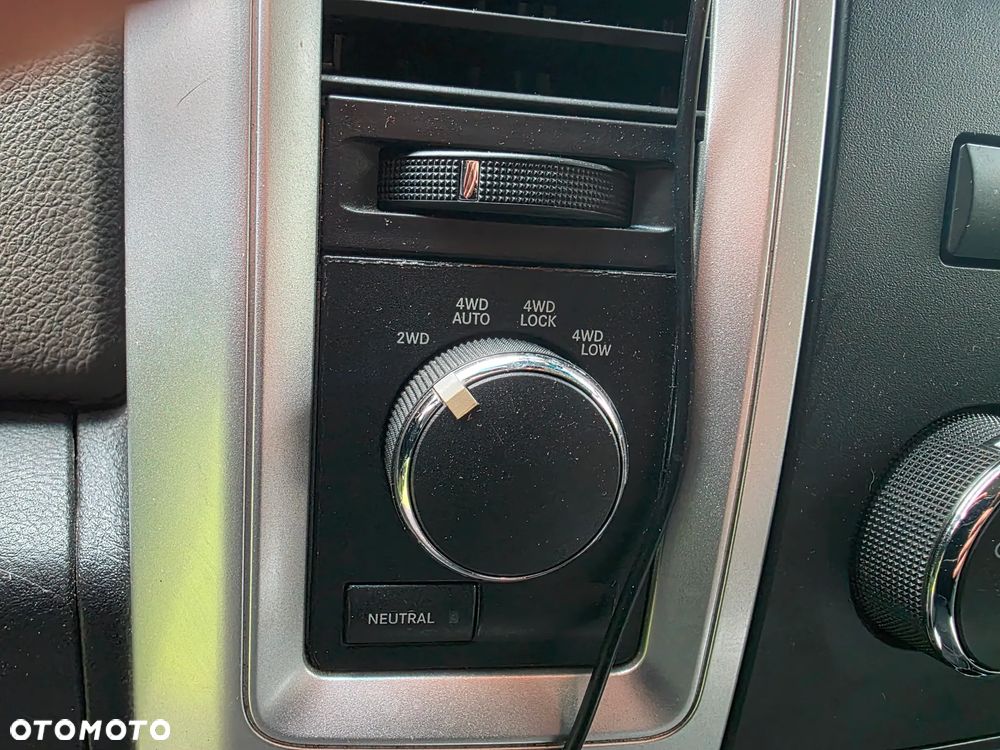 Dodge RAM 1500 5.7 4x4 - 8