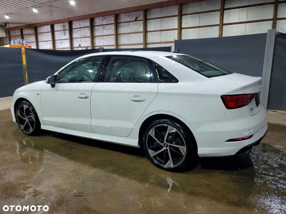 Audi A3 Sportback - 3
