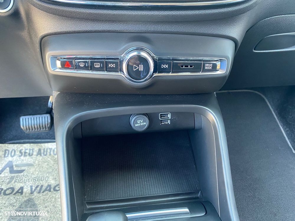 Volvo XC 40 1.5 T2 Core Auto - 27