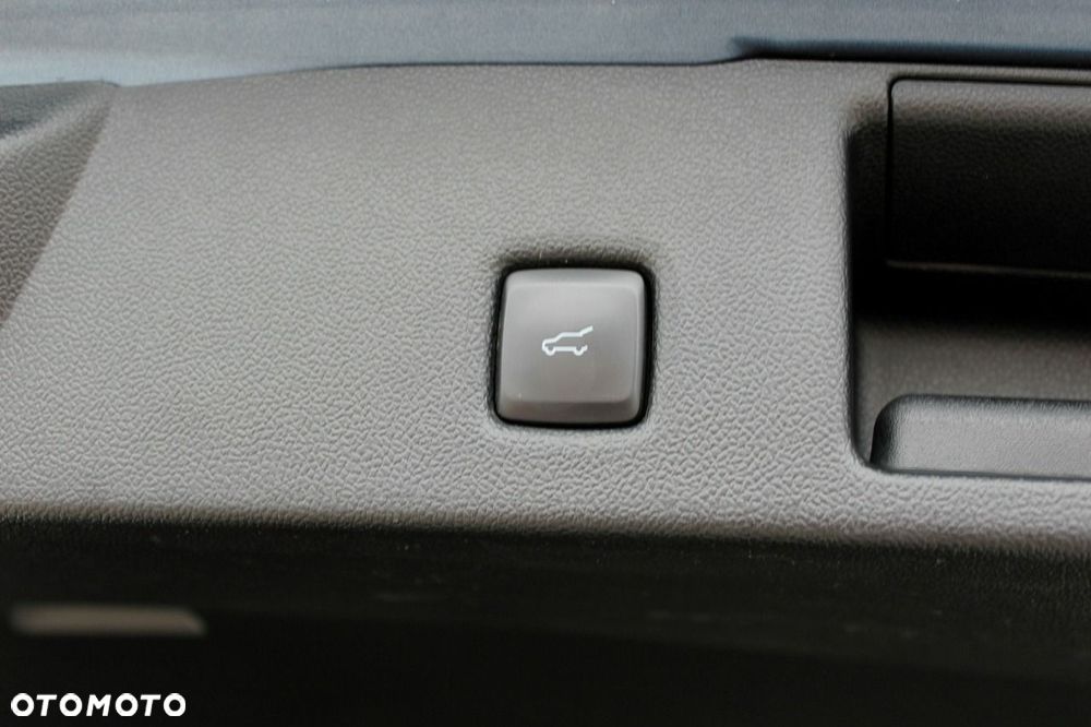 Ford Kuga - 21
