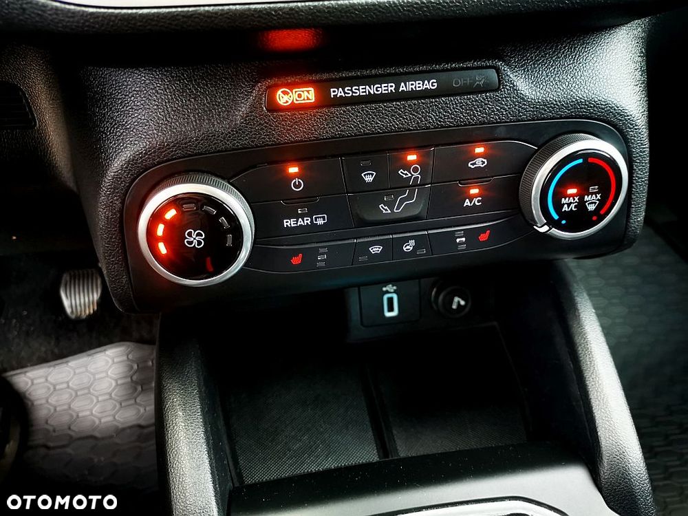 Ford Focus - 18