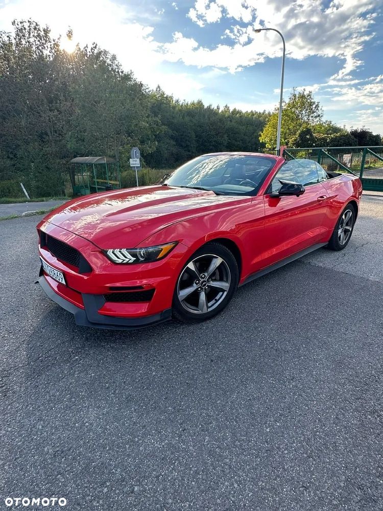 Ford Mustang 3.7 V6 - 1
