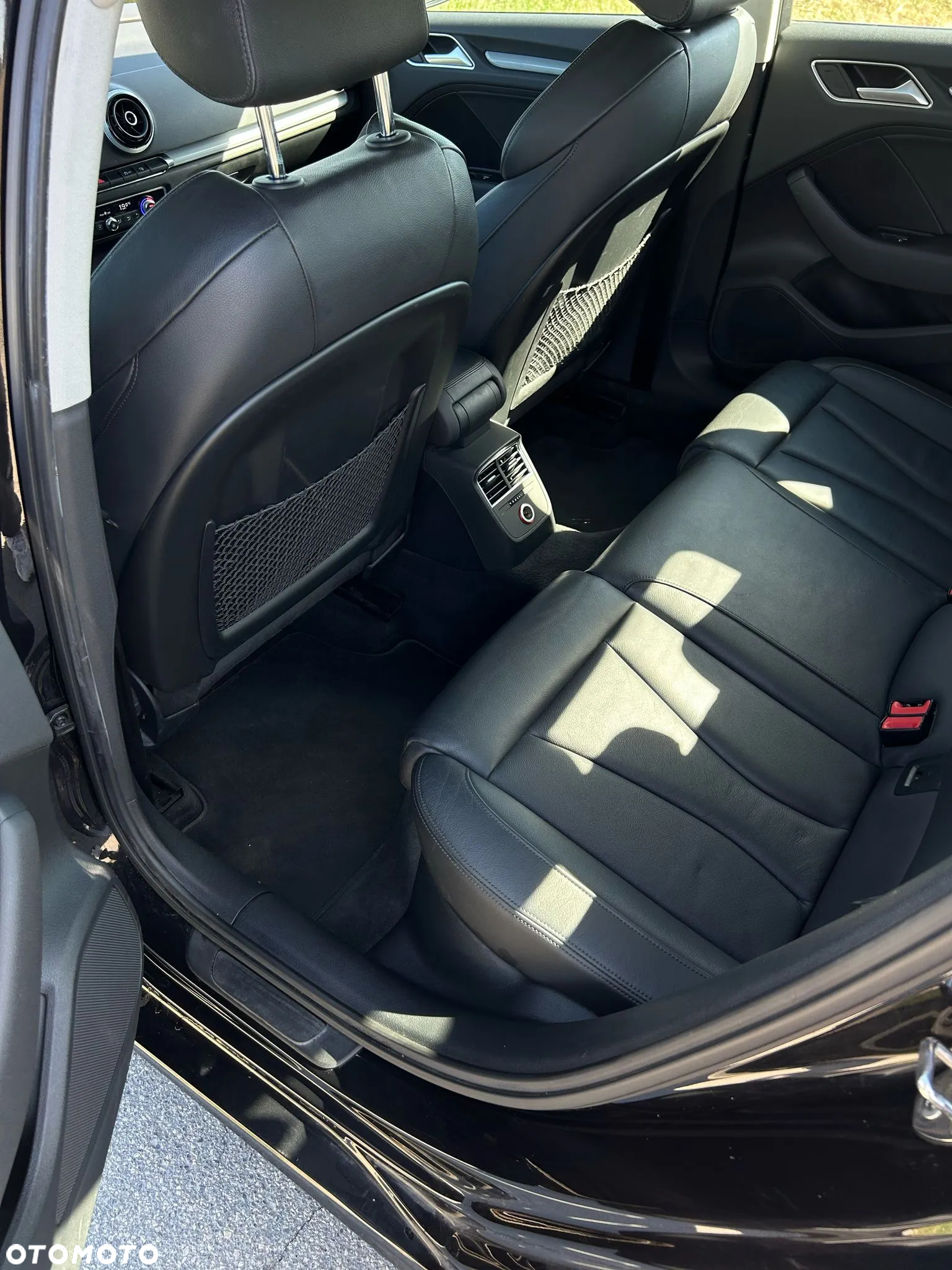 Audi A3 1.4 TFSI cylinder on demand Limousine S tronic Ambition - 11