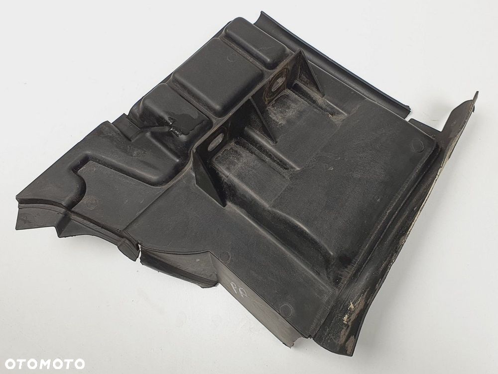 OSŁONA SILNIKA PRAWA MERCEDES W220 2205241830 - 2