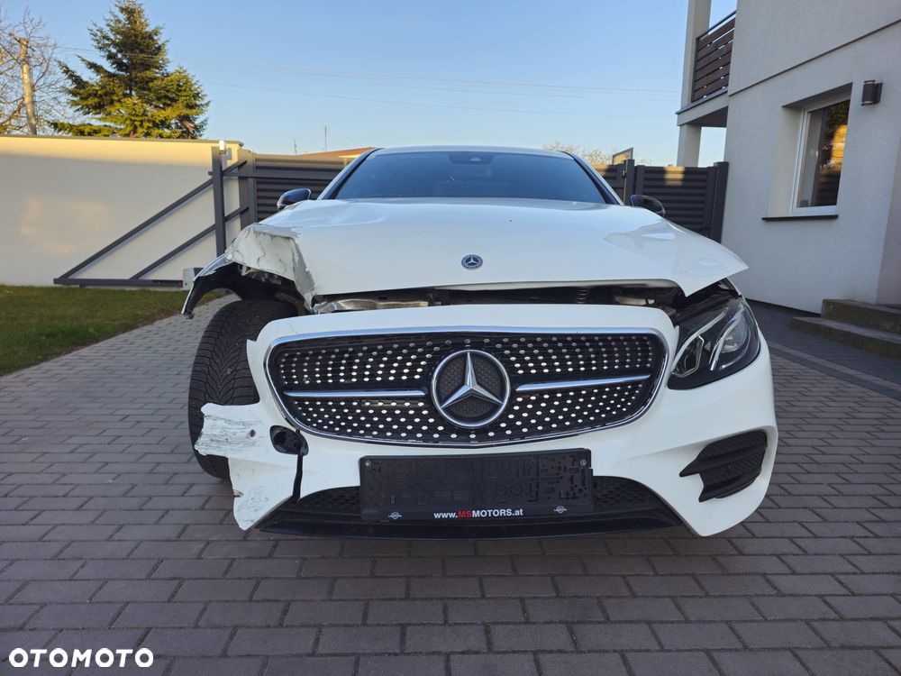 Mercedes-Benz Klasa E 220 d 9G-TRONIC AMG Line - 6