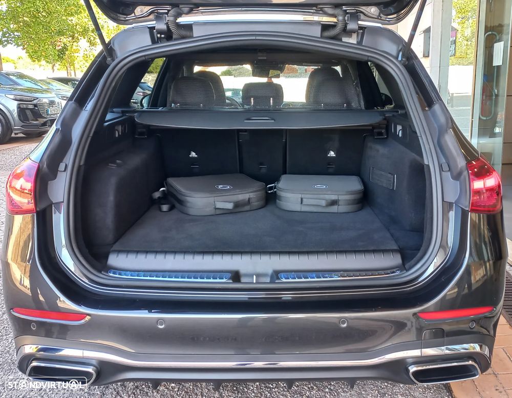 Mercedes-Benz C 300 e T 9G-TRONIC AMG Line - 33