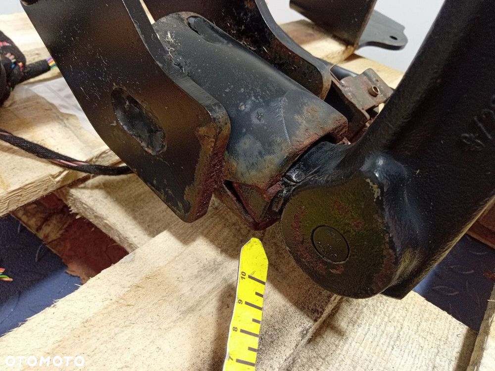 BMW X1 E84 BELKA HAK HOLOWNICZY - 11