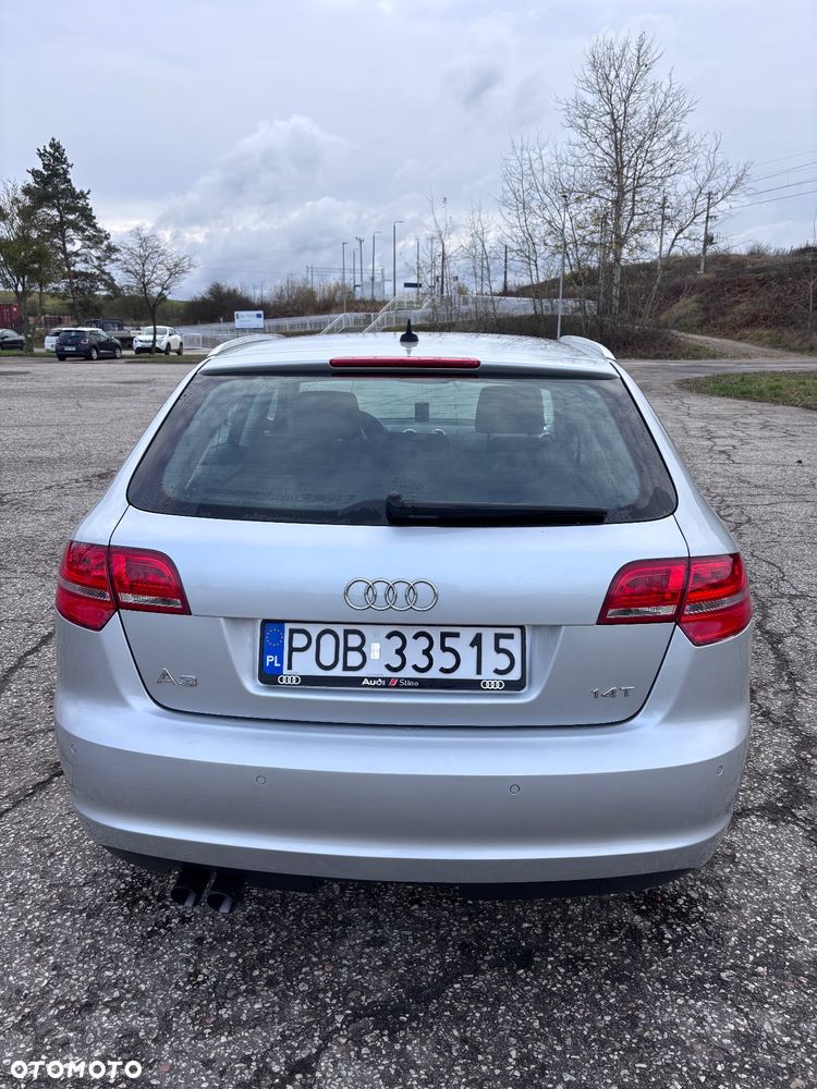 Audi A3 Sportback 1.4 TFSI Ambiente - 4